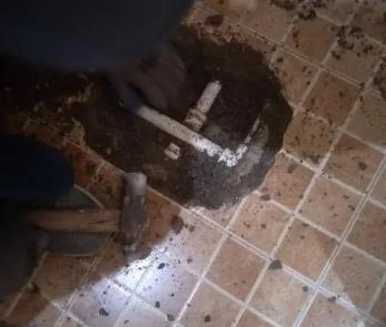 宣汉卫生间漏水维修公司为您分享下卫生间渗水如何处理及注意事项